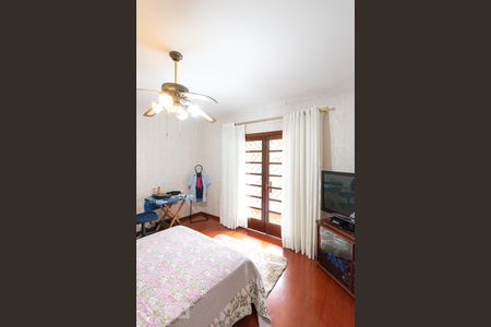 Casa à venda com 500m², 4 quartos e 6 vagasSuíte 2