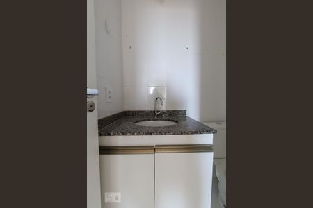 Apartamento para alugar com 54m², 2 quartos e 1 vaga Apartamento para alugar com 54m², 2 quartos e 1 vagaBanheiro