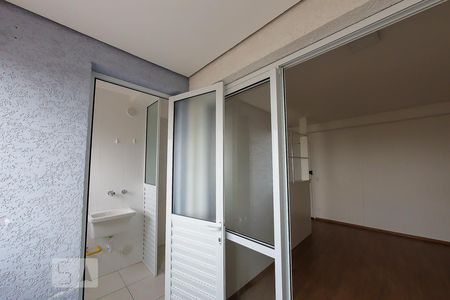 Sacada da Sala de apartamento para alugar com 2 quartos, 54m² em Jardim Imperador, Guarulhos