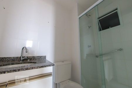 Apartamento para alugar com 54m², 2 quartos e 1 vaga Apartamento para alugar com 54m², 2 quartos e 1 vagaBanheiro
