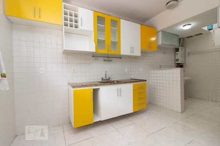 Cozinha de casa de condomínio para alugar com 3 quartos, 90m² em Méier, Rio de Janeiro