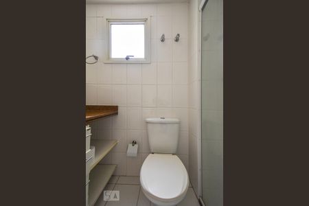 Apartamento para alugar com 72m², 2 quartos e 2 vagasSuíte - Banheiro