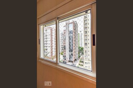 Apartamento para alugar com 72m², 2 quartos e 2 vagasSuíte - Vista