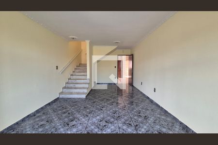 Sala de casa à venda com 3 quartos, 120m² em Jardim Santo Antônio, Santo André