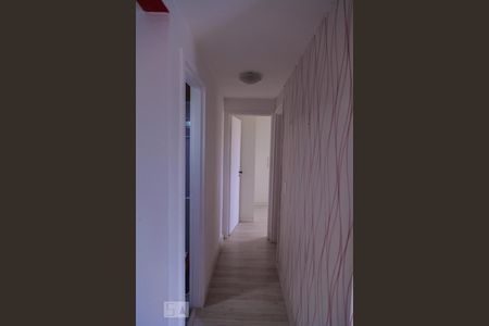 Corredor de apartamento à venda com 2 quartos, 60m² em Del Castilho, Rio de Janeiro
