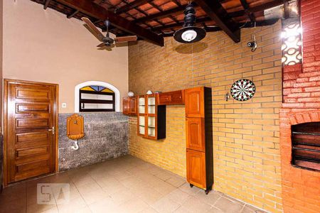 Casa para alugar com 150m², 4 quartos e 1 vagaChurrasqueira