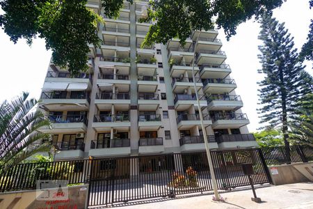 Apartamento à venda com 91m², 2 quartos e 1 vagaFachada