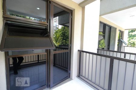 Apartamento à venda com 91m², 2 quartos e 1 vagaVaranda da Suíte