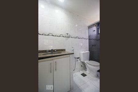 Apartamento à venda com 91m², 2 quartos e 1 vagaBanheiro Corredor