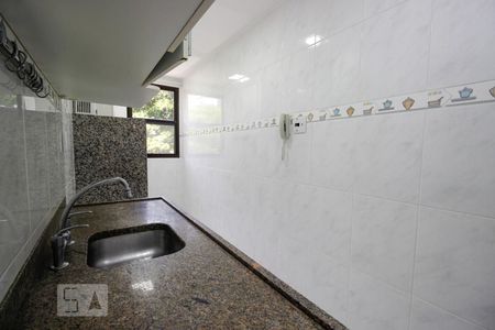 Apartamento à venda com 91m², 2 quartos e 1 vagaCozinha