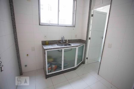 Cozinha de apartamento para alugar com 2 quartos, 48m² em Tijuca, Rio de Janeiro