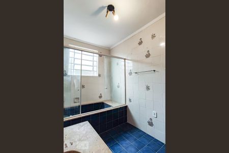 Apartamento para alugar com 90m², 2 quartos e sem vagaBanheiro
