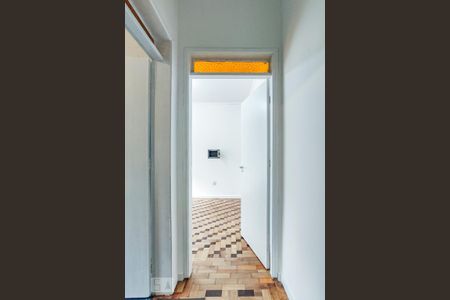 Corredor de apartamento para alugar com 2 quartos, 90m² em Farroupilha, Porto Alegre