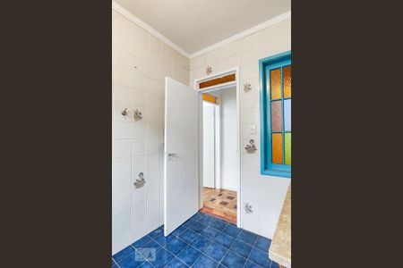 Apartamento para alugar com 90m², 2 quartos e sem vagaBanheiro