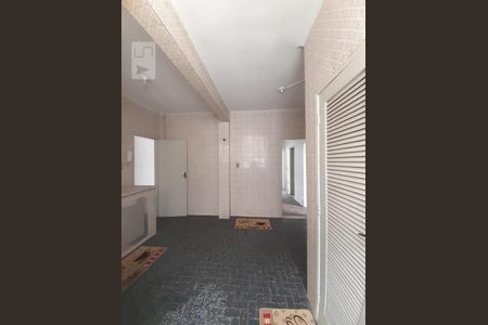 Apartamento para alugar com 70m², 3 quartos e sem vagaCozinha e Área de Serviço