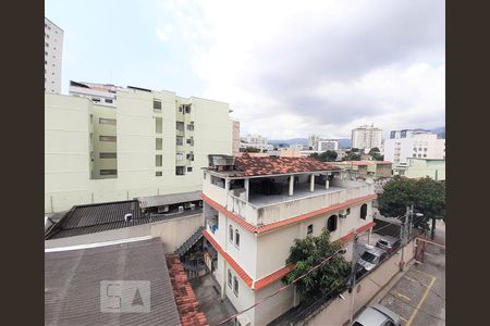 Apartamento para alugar com 70m², 3 quartos e sem vagaVista do quarto
