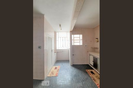Apartamento para alugar com 70m², 3 quartos e sem vagaCozinha e Área de Serviço