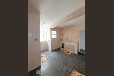Apartamento para alugar com 70m², 3 quartos e sem vagaCozinha e Área de Serviço