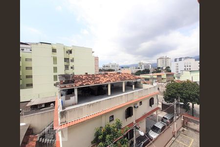 Vista  de apartamento para alugar com 3 quartos, 70m² em Cachambi, Rio de Janeiro