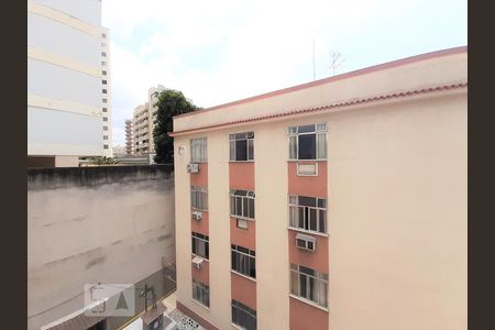 Apartamento para alugar com 70m², 3 quartos e sem vagaVista do quarto 3