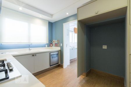 Apartamento para alugar com 205m², 3 quartos e 4 vagasCozinha