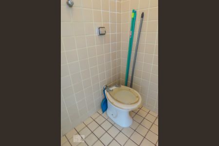 Apartamento para alugar com 85m², 3 quartos e 1 vaga Apartamento para alugar com 85m², 3 quartos e 1 vagaBanheiro de Serviço