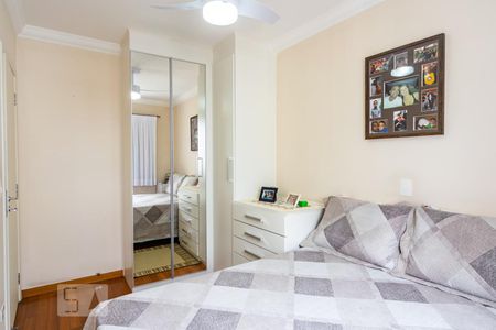 Apartamento à venda com 90m², 3 quartos e 2 vagas Apartamento à venda com 90m², 3 quartos e 2 vagasQuarto 2