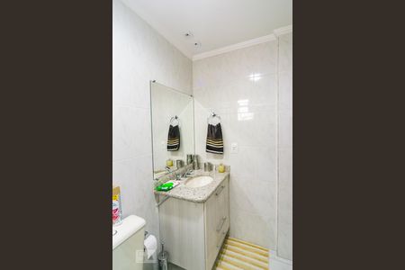 Apartamento à venda com 90m², 3 quartos e 2 vagas Apartamento à venda com 90m², 3 quartos e 2 vagasBanheiro Social