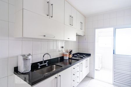 Apartamento à venda com 90m², 3 quartos e 2 vagas Apartamento à venda com 90m², 3 quartos e 2 vagasCozinha