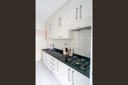 Apartamento à venda com 90m², 3 quartos e 2 vagas Apartamento à venda com 90m², 3 quartos e 2 vagasCozinha