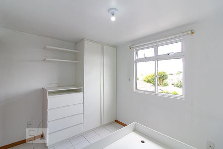 Quarto 2 de apartamento para alugar com 2 quartos, 48m² em Fazendinha, Curitiba