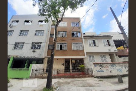 Apartamento para alugar com 55m², 1 quarto e sem vaga Apartamento para alugar com 55m², 1 quarto e sem vagaFachada