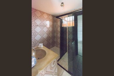 Casa à venda com 230m², 4 quartos e 5 vagas Casa à venda com 230m², 4 quartos e 5 vagasBanheiro