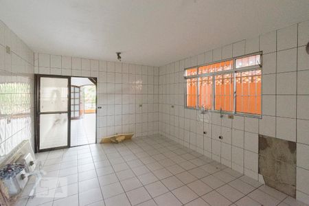Casa à venda com 230m², 4 quartos e 5 vagas Casa à venda com 230m², 4 quartos e 5 vagasCozinha