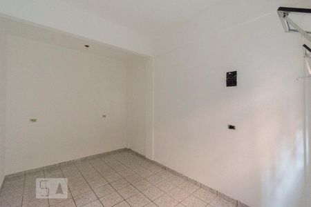 Casa à venda com 230m², 4 quartos e 5 vagas Casa à venda com 230m², 4 quartos e 5 vagasSala