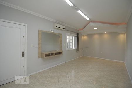 Sala de casa à venda com 4 quartos, 202m² em Harmonia, Canoas