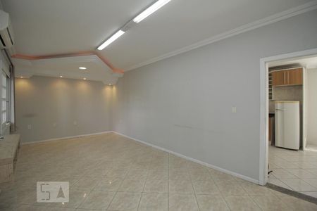 Sala de casa à venda com 4 quartos, 202m² em Harmonia, Canoas