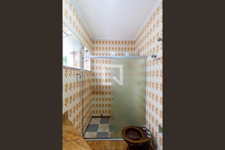 Casa à venda com 300m², 4 quartos e 2 vagas Casa à venda com 300m², 4 quartos e 2 vagasBanheiro 2