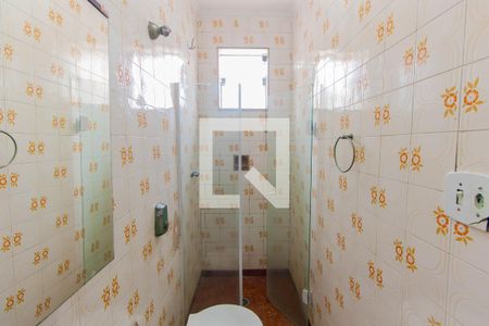 Casa à venda com 300m², 4 quartos e 2 vagas Casa à venda com 300m², 4 quartos e 2 vagasBanheiro 4