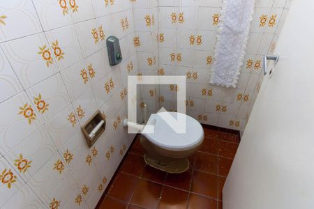 Casa à venda com 300m², 4 quartos e 2 vagas Casa à venda com 300m², 4 quartos e 2 vagasBanheiro 3