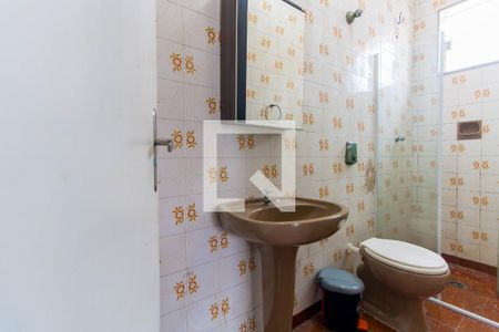 Casa à venda com 300m², 4 quartos e 2 vagas Casa à venda com 300m², 4 quartos e 2 vagasBanheiro 4