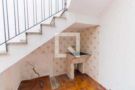 Casa à venda com 300m², 4 quartos e 2 vagas Casa à venda com 300m², 4 quartos e 2 vagasLavanderia