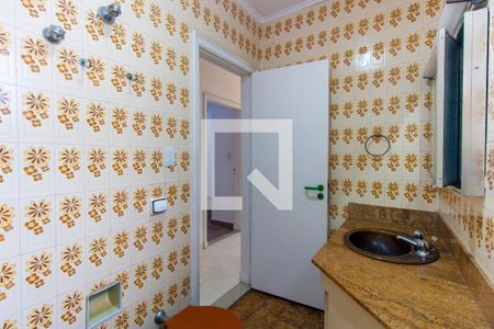 Casa à venda com 300m², 4 quartos e 2 vagas Casa à venda com 300m², 4 quartos e 2 vagasBanheiro 2