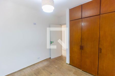 Casa à venda com 300m², 4 quartos e 2 vagas Casa à venda com 300m², 4 quartos e 2 vagasQuarto 3