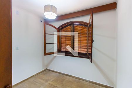 Casa à venda com 300m², 4 quartos e 2 vagas Casa à venda com 300m², 4 quartos e 2 vagasQuarto 3