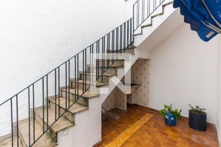 Casa à venda com 300m², 4 quartos e 2 vagas Casa à venda com 300m², 4 quartos e 2 vagasLavanderia