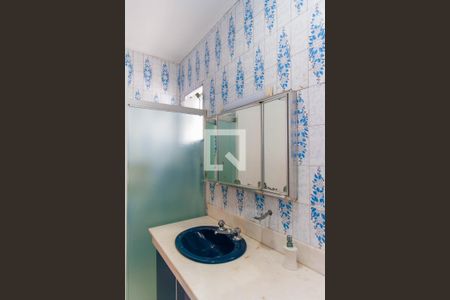 Casa à venda com 300m², 4 quartos e 2 vagas Casa à venda com 300m², 4 quartos e 2 vagasBanheiro da Suíte