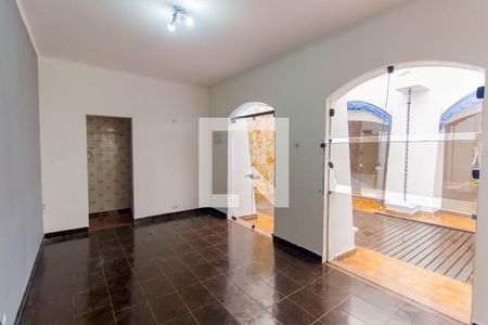 Casa à venda com 300m², 4 quartos e 2 vagas Casa à venda com 300m², 4 quartos e 2 vagasQuarto Reversível