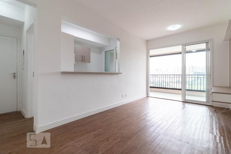 Sala de apartamento para alugar com 3 quartos, 81m² em Alphaville Empresarial, Barueri