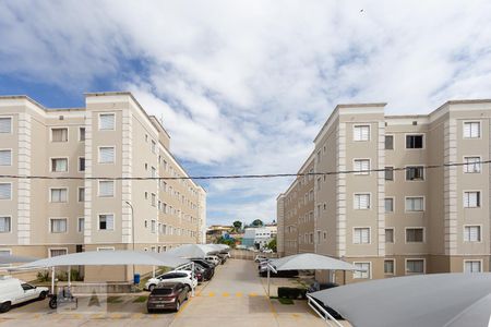 Vista da sala de apartamento para alugar com 2 quartos, 46m² em Loteamento Parque São Martinho, Campinas